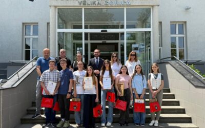 Nagrađeni učenici na svečanom prijemu kod gradonačelnika