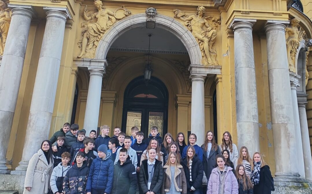 Šestaši u Hrvatskom narodnom kazalištu