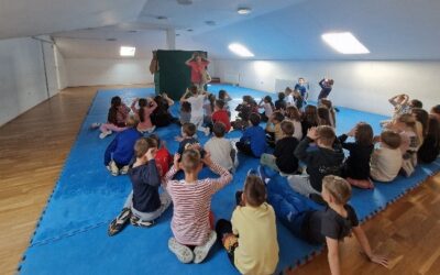 Susret prvašića s književnicom Jadrankom Čunčić Bandov